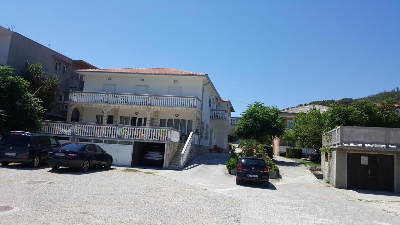 Anka Bunic Bed & Breakfast Rab Town Ngoại thất bức ảnh