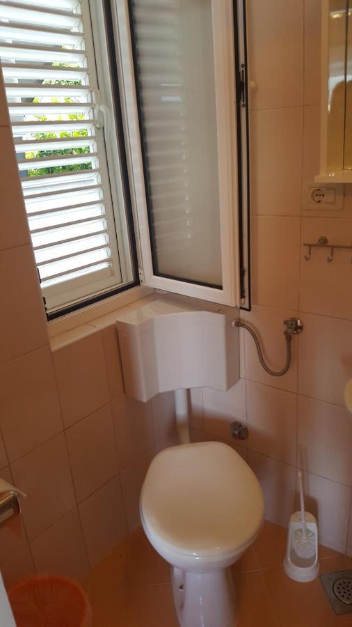 Anka Bunic Bed & Breakfast Rab Town Ngoại thất bức ảnh
