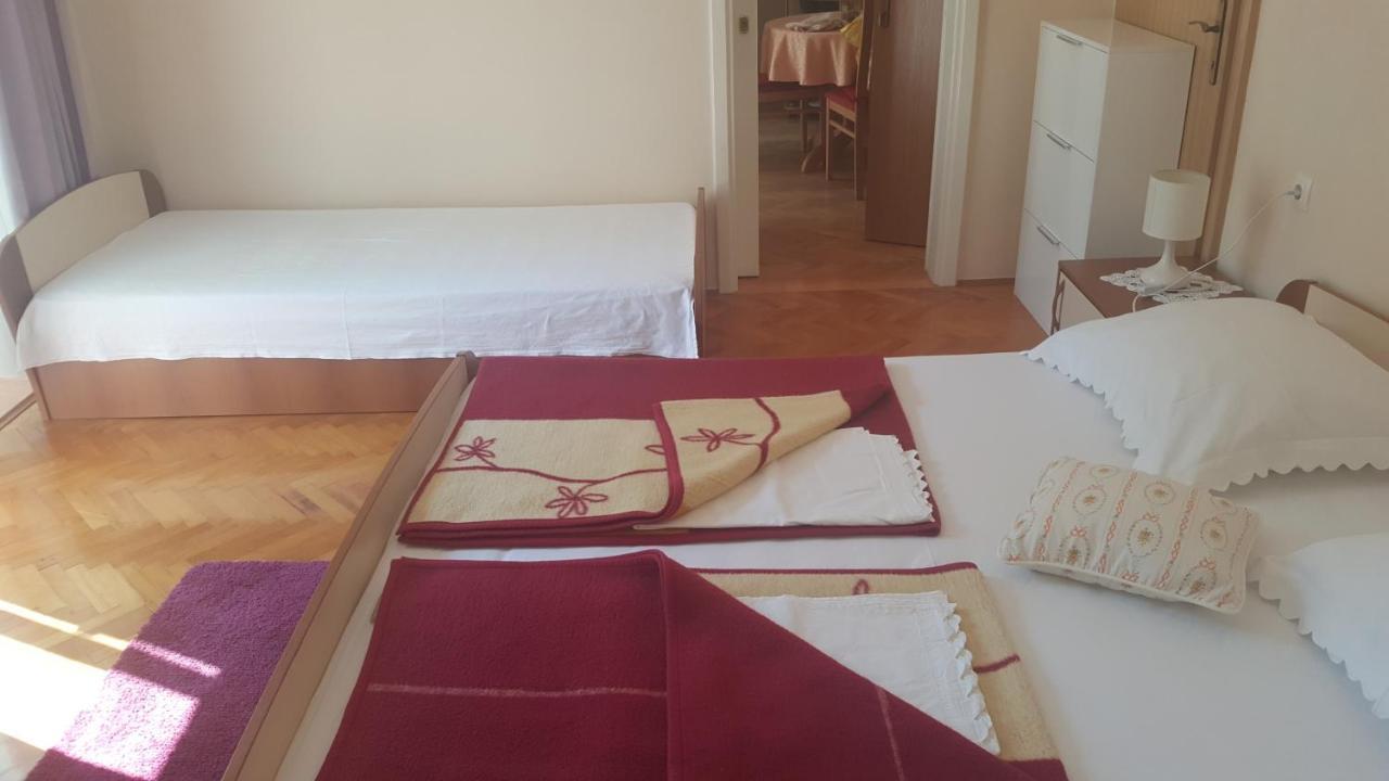Anka Bunic Bed & Breakfast Rab Town Ngoại thất bức ảnh