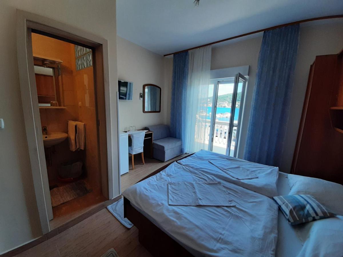 Anka Bunic Bed & Breakfast Rab Town Ngoại thất bức ảnh