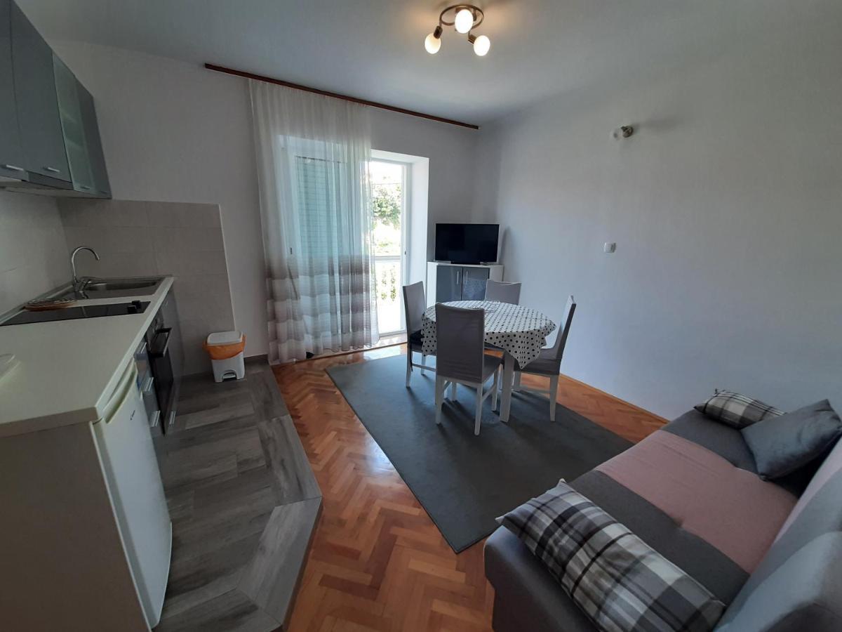 Anka Bunic Bed & Breakfast Rab Town Ngoại thất bức ảnh
