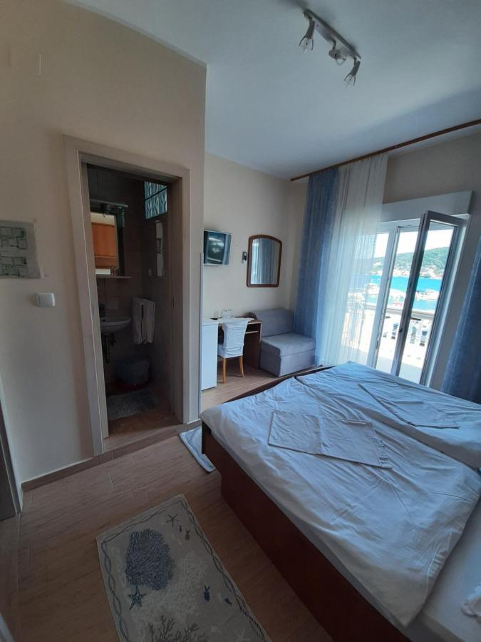 Anka Bunic Bed & Breakfast Rab Town Ngoại thất bức ảnh